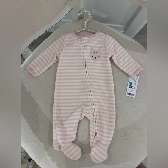 🤍 Newborn Size Pale Pink Stripe Soft Cozy Baby Footie One-Piece with Bear Patch - Picture 3 of 5
